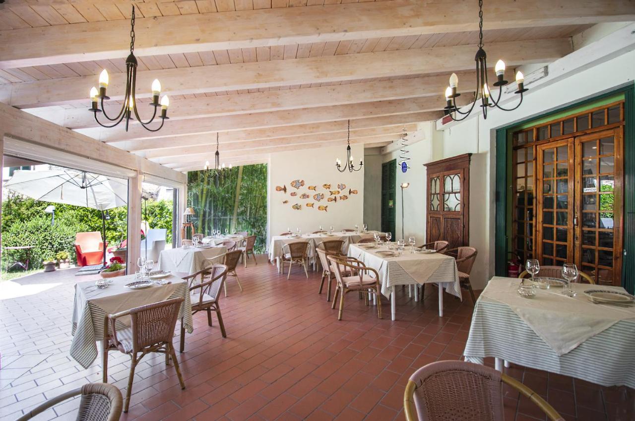 Hotel Sette Archi Bocca di Magra エクステリア 写真
