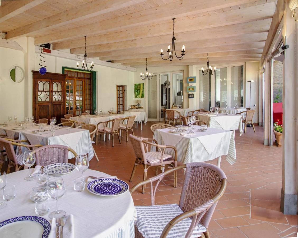 Hotel Sette Archi Bocca di Magra エクステリア 写真