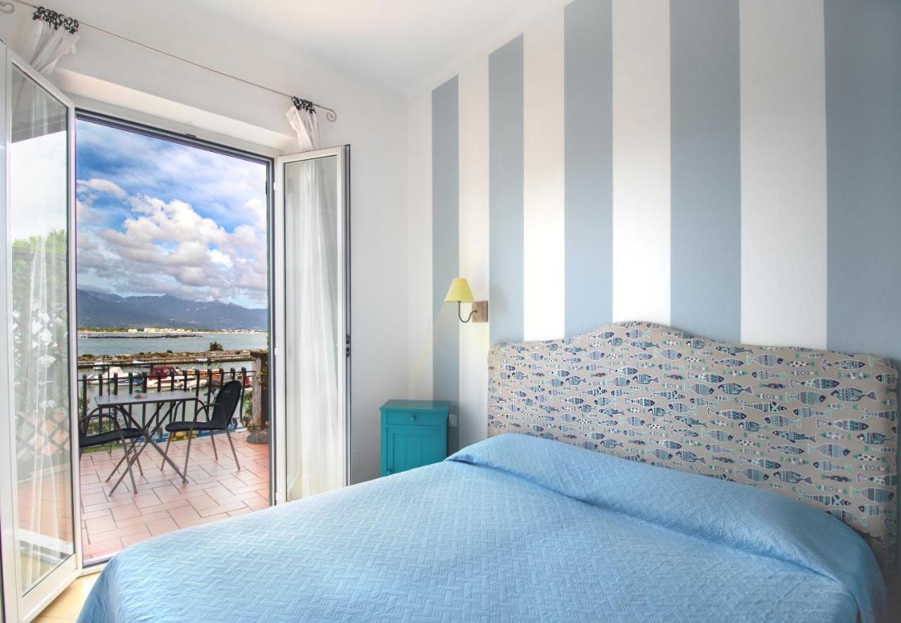 Hotel Sette Archi Bocca di Magra エクステリア 写真