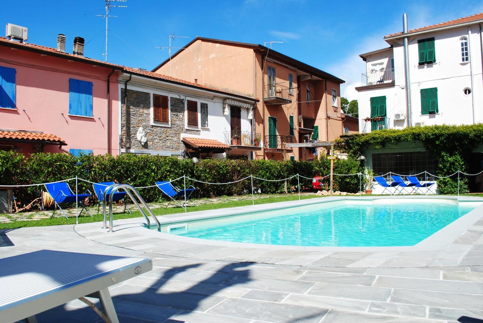 Hotel Sette Archi Bocca di Magra エクステリア 写真